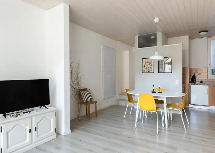 Rose By Quokka 360 - Refined Two-bedroom With Garden Apartamento