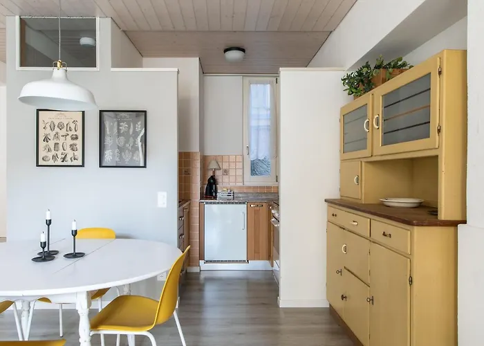 Rose By Quokka 360 - Refined Two-bedroom With Garden