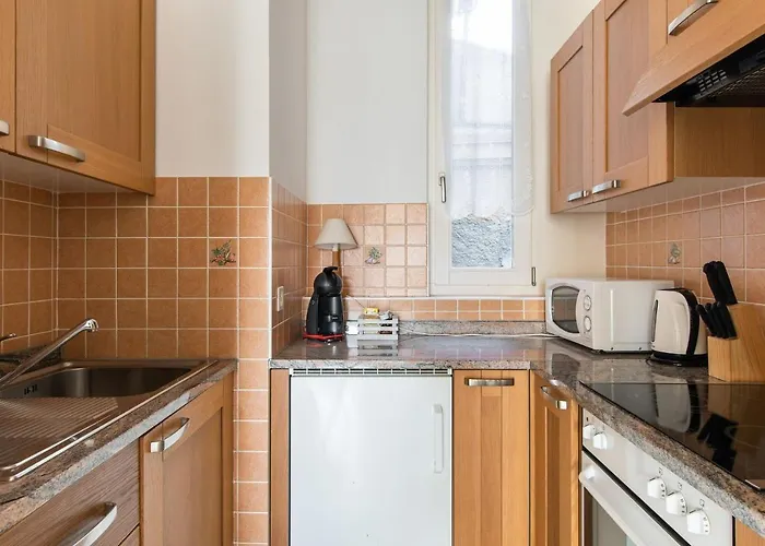 Apartamento Rose By Quokka 360 - Refined Two-bedroom With Garden *