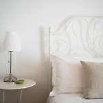 アパート Rose By Quokka 360 - Refined Two-bedroom With Garden