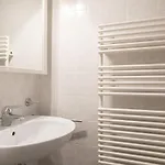 アパート Rose By Quokka 360 - Refined Two-bedroom With Garden